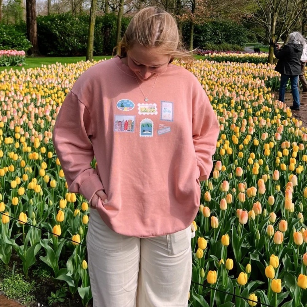 ALEX BLOM CREATES‎ Amsterdam Stamps Crewneck Size Medium